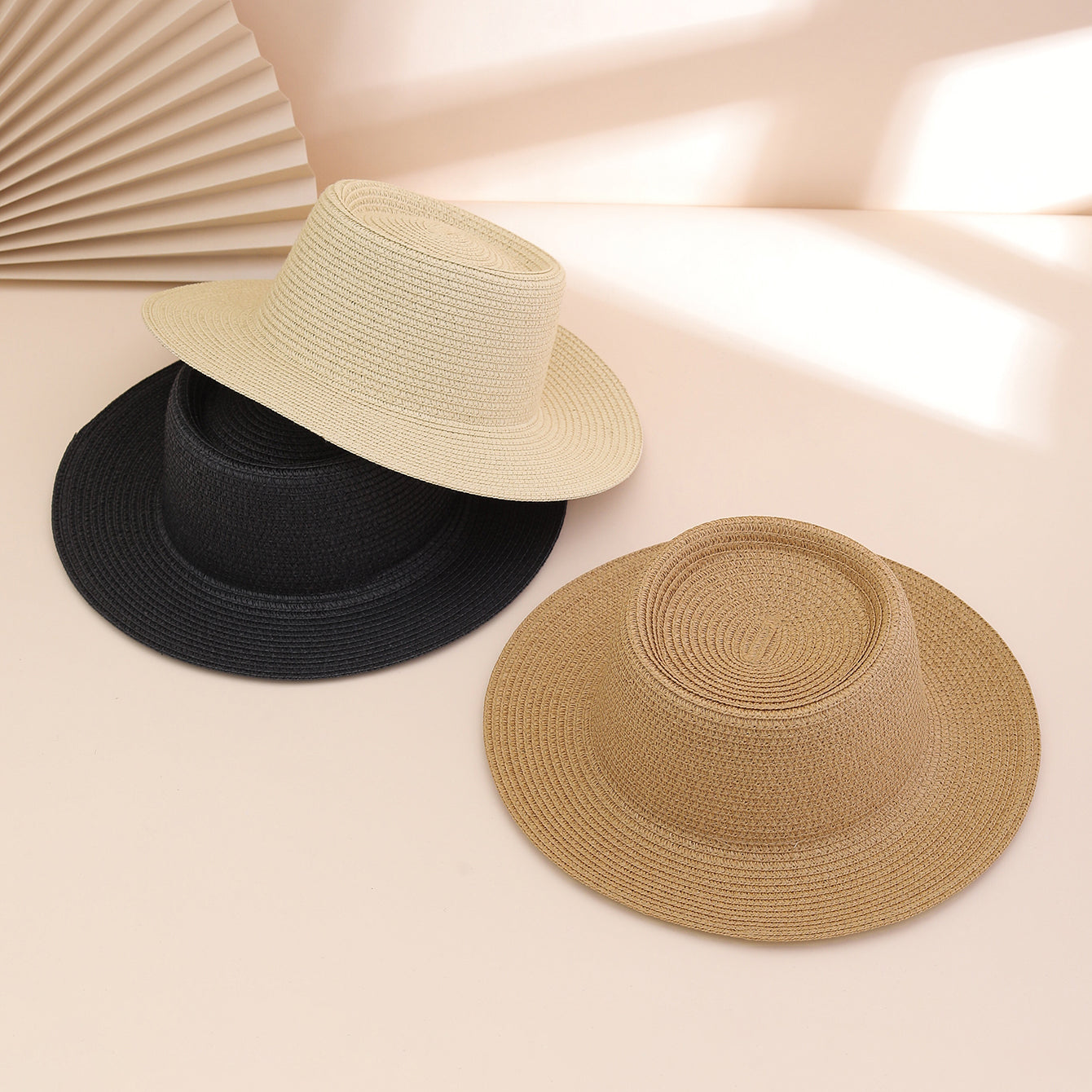 Stylish and Versatile Women’s Sun Hat with Wide Brim