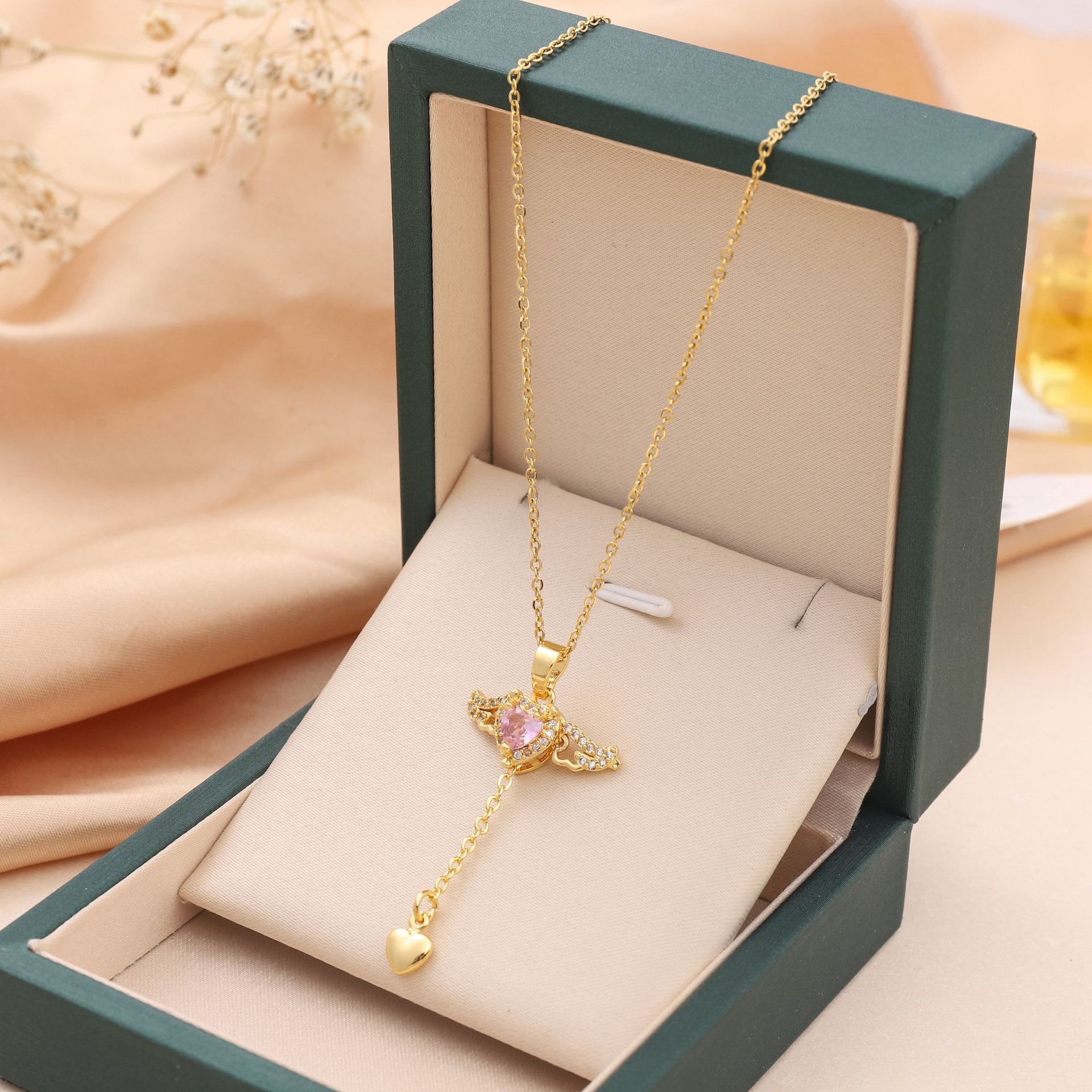 Moving Cupid Heart Angel Wings Tassel Necklace with Crystal Clavicle Chain for Women