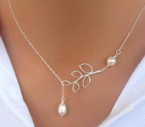 Women’s Maxi Statement Necklace with Bird and Leaves Pendant