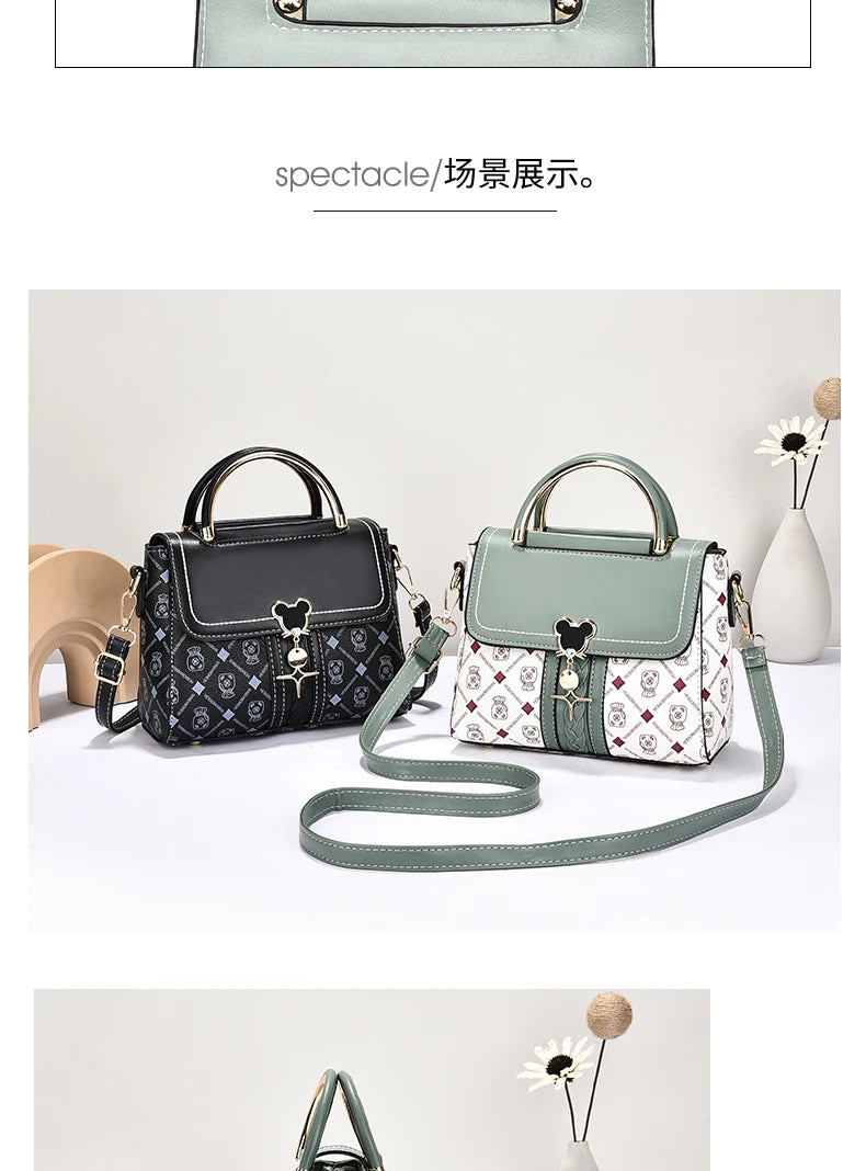 Women’s Large Capacity Shoulder Bag