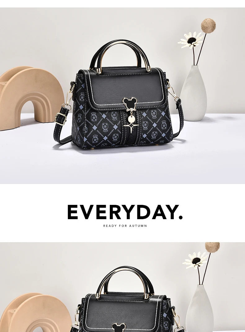 Women’s Large Capacity Shoulder Bag